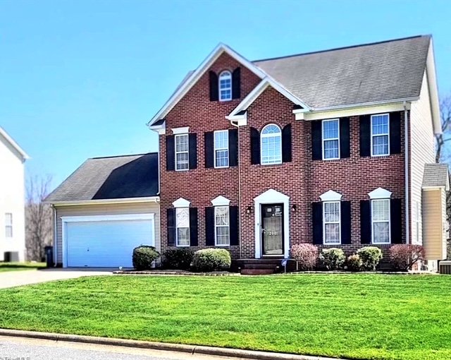 Greensboro House: 2001 Gramercy Park Dr