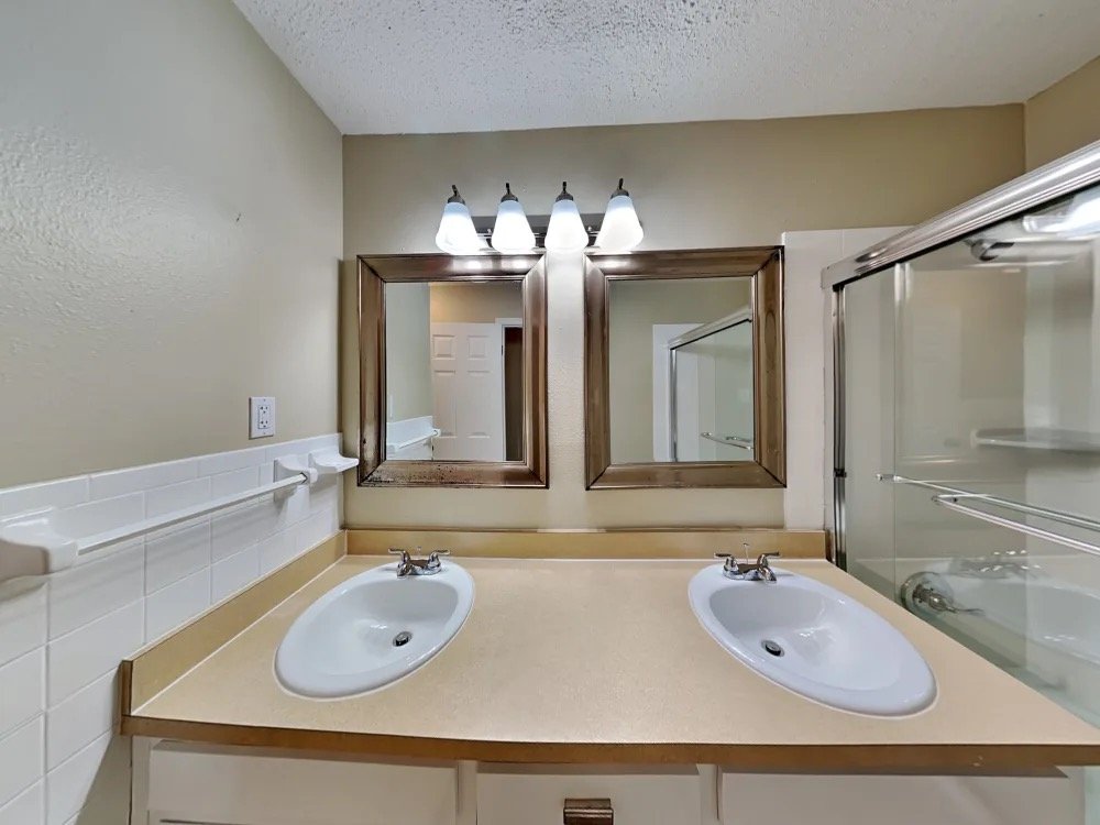 Lakeland House: 3120 S Florida Ave