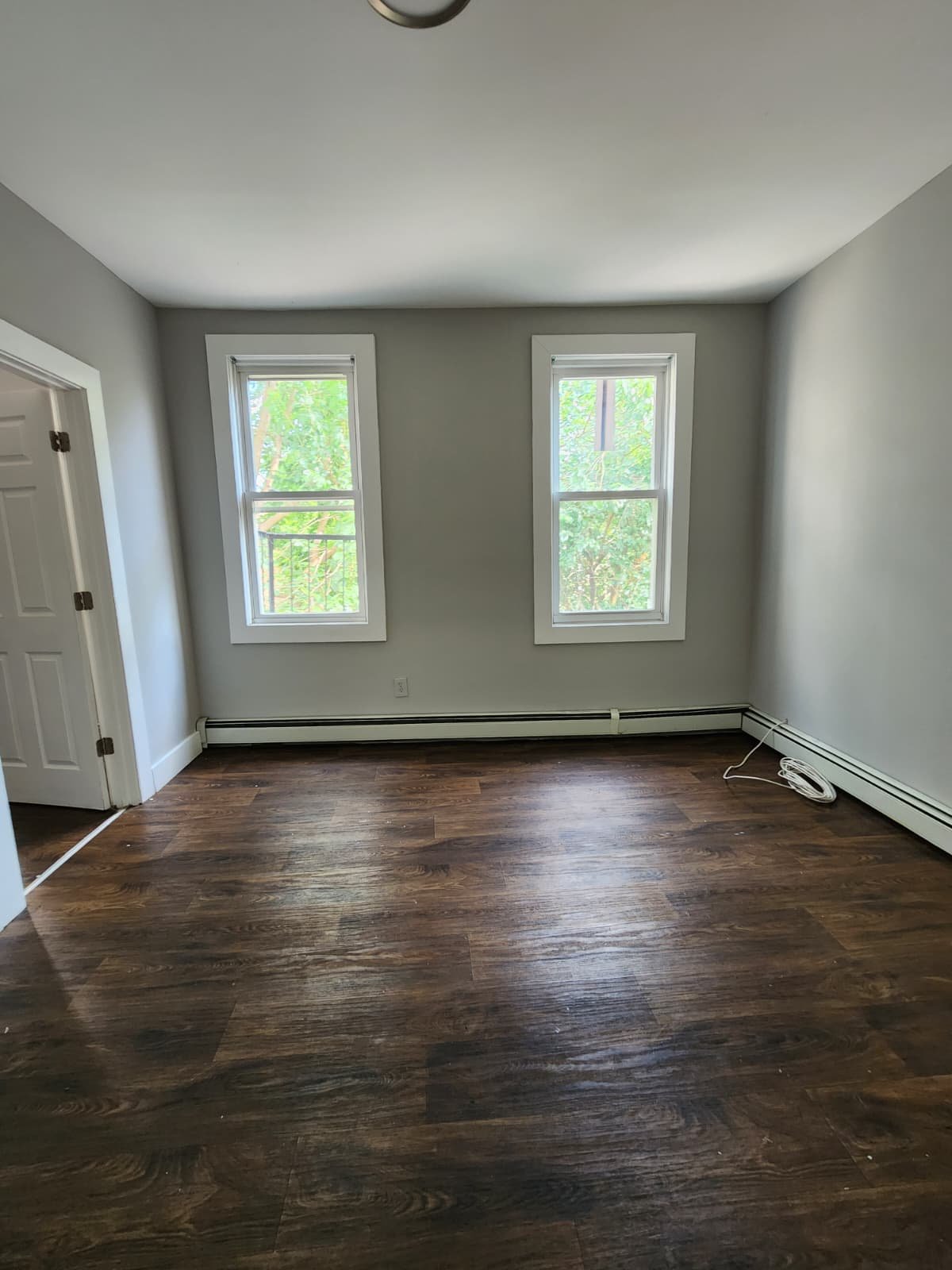 Elizabeth Apartment: 228 S 5th