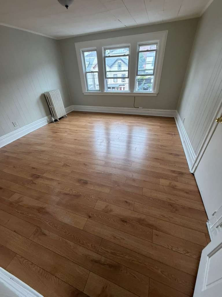 Newark Apartment: 413 Summer Ave.