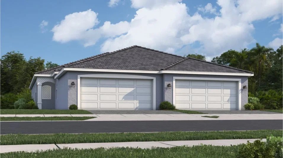 Englewood House: 8458 Water Lily Ct