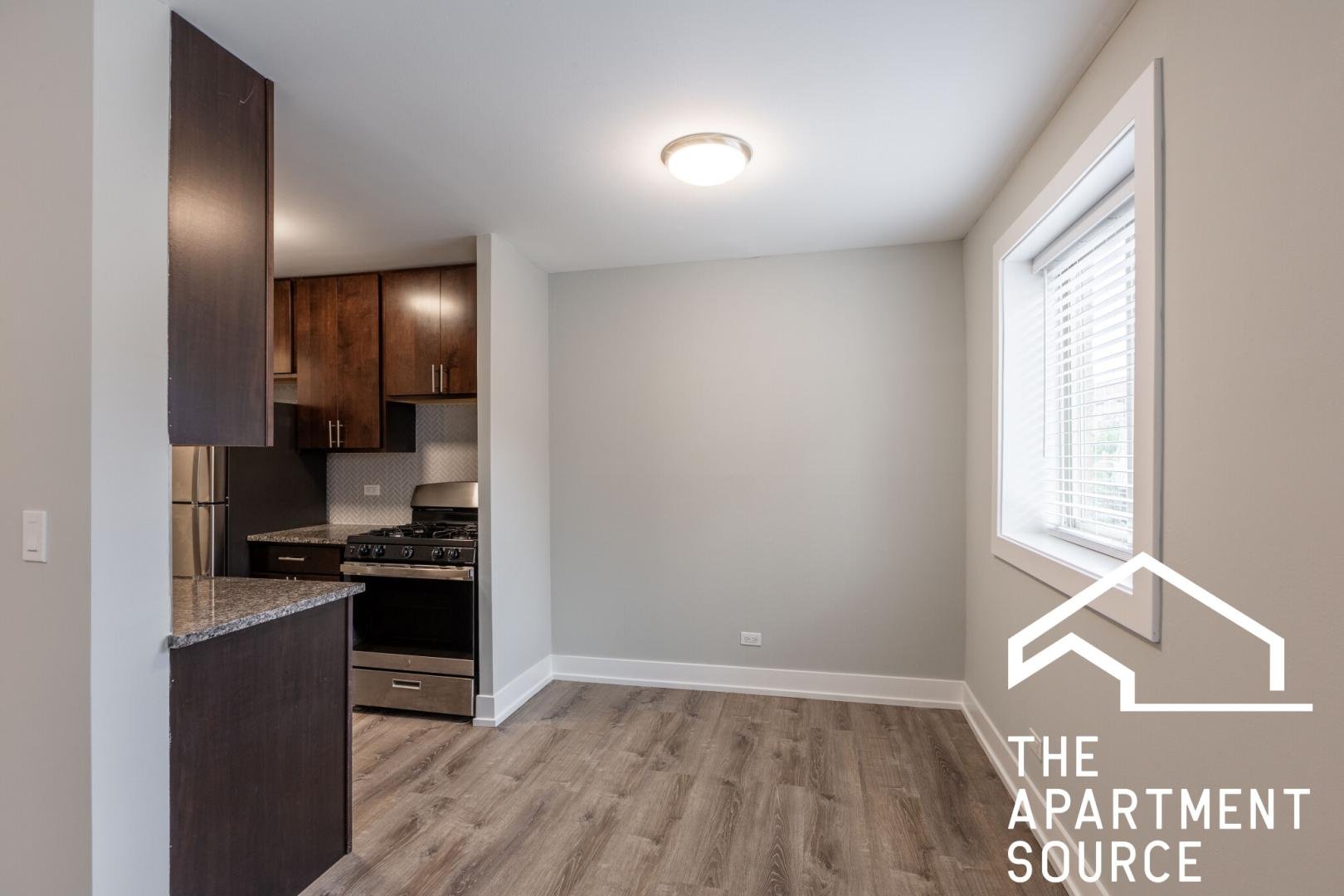 Chicago Condo: 530 W Surf