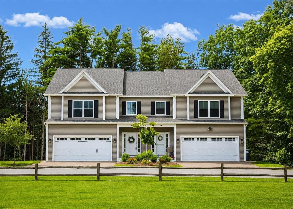 Colchester Townhome: 51 Blacksmith Drive