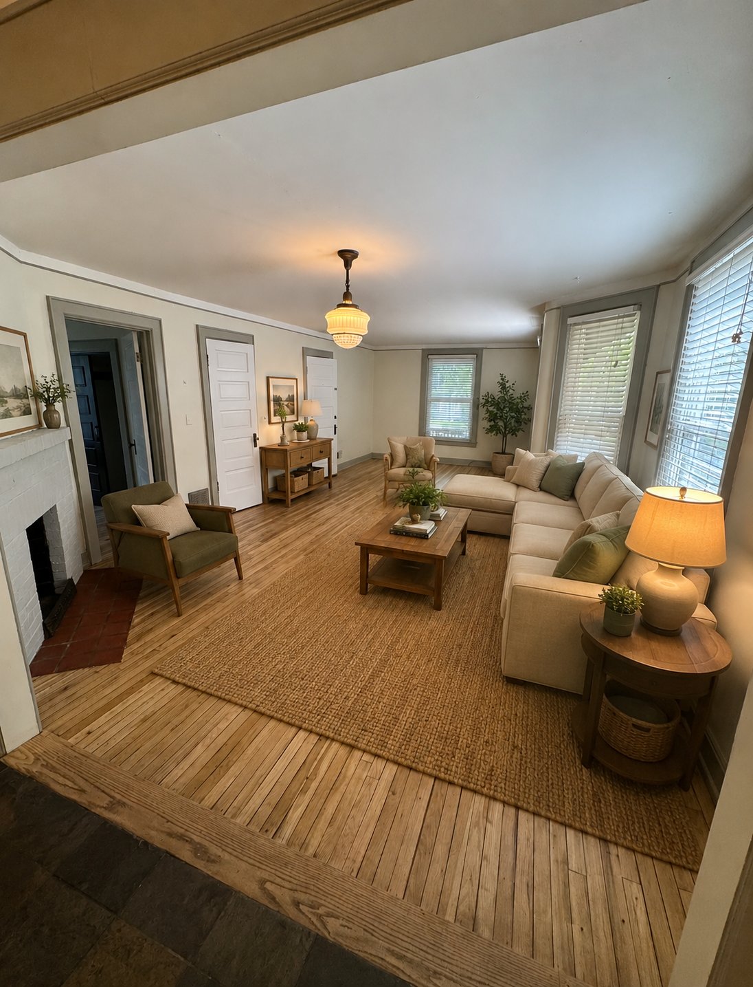 Grand Rapids Apartment: 726 Lake dr