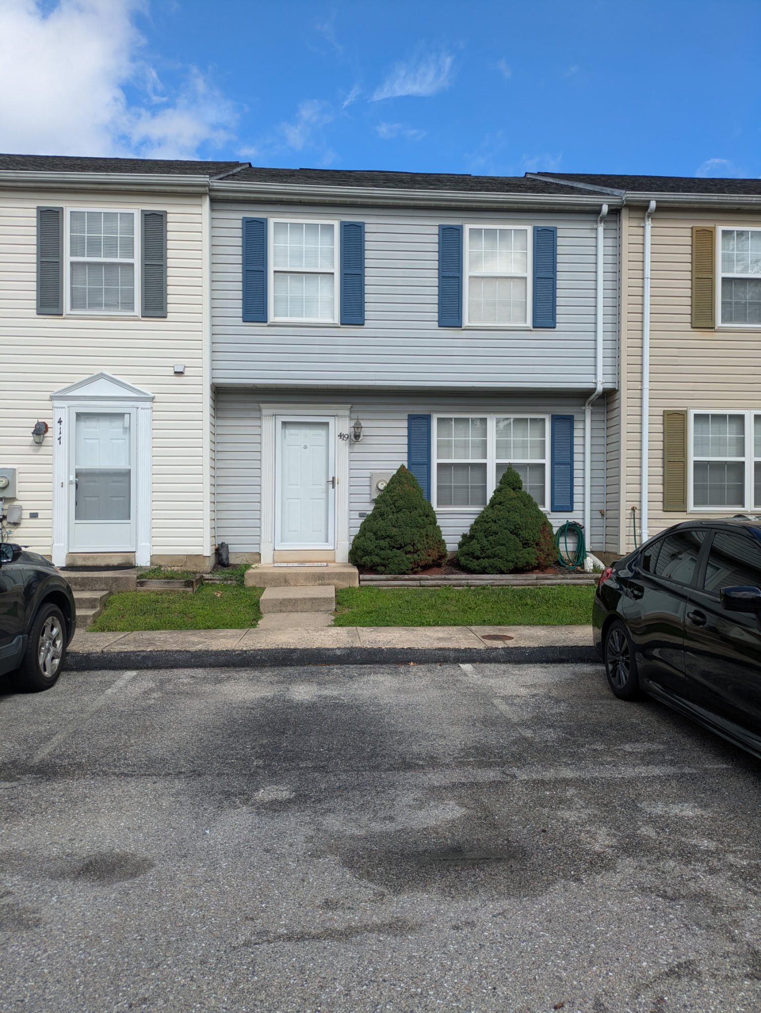Thurmont Townhome: 419 Old Oak Pl