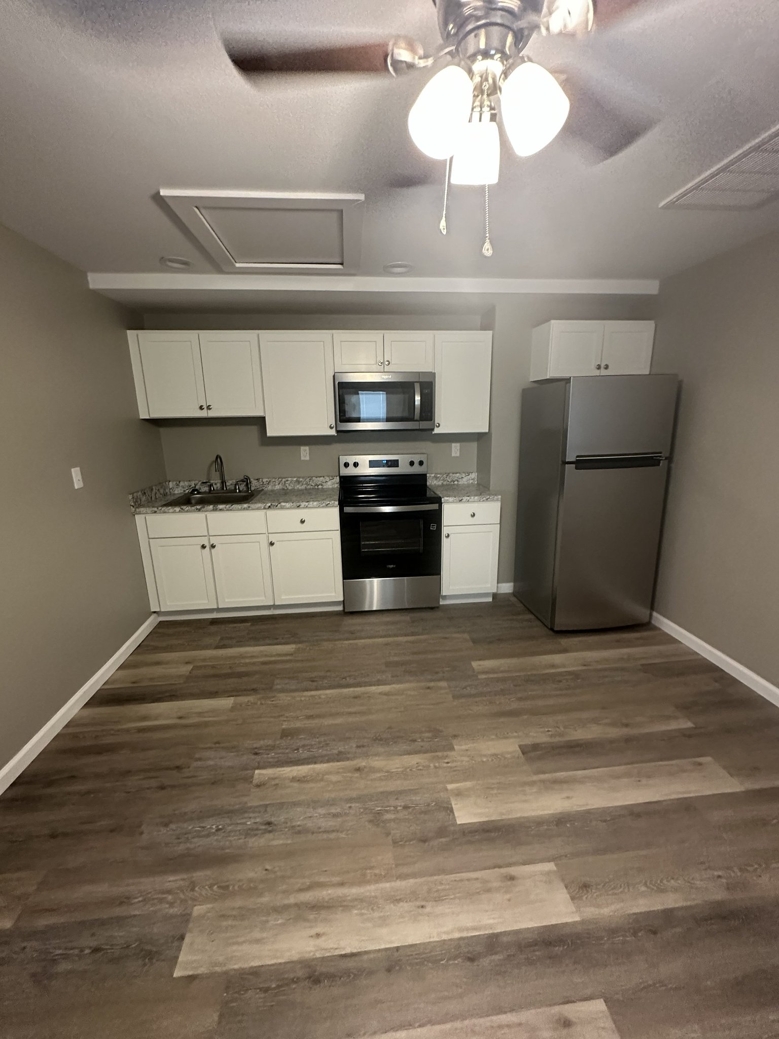 Pikeville Apartment: 645 Hambley Blvd