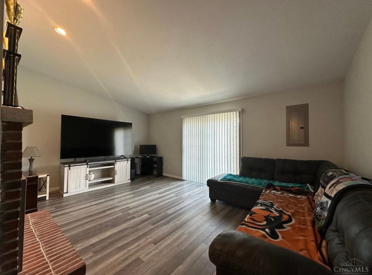 Hamilton Multiplex: 82 Ramsey Dr