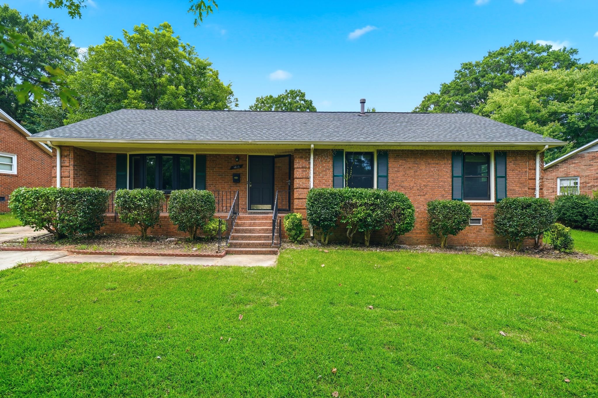 Charlotte House: 4815 Carriage Drive Cir