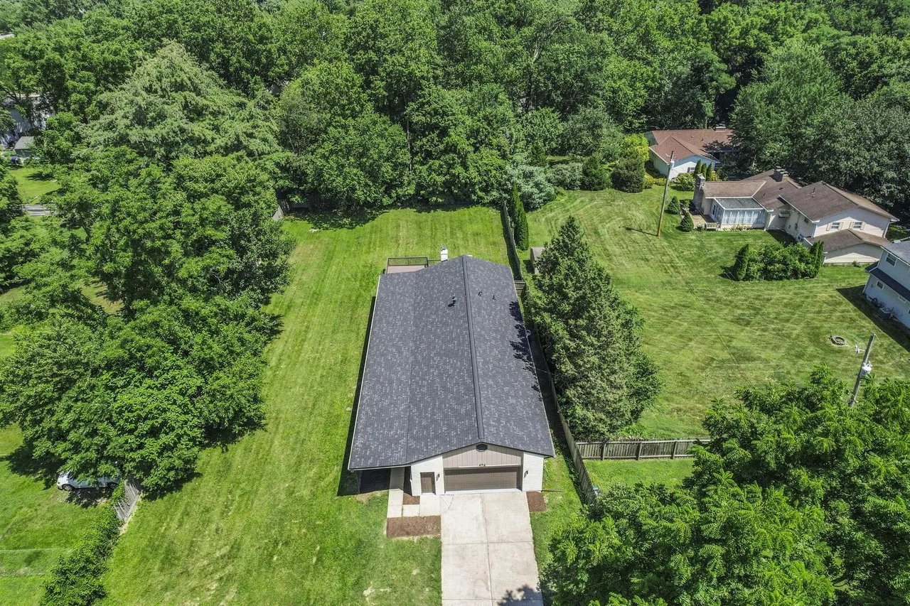 Westerville House: 476 S State St