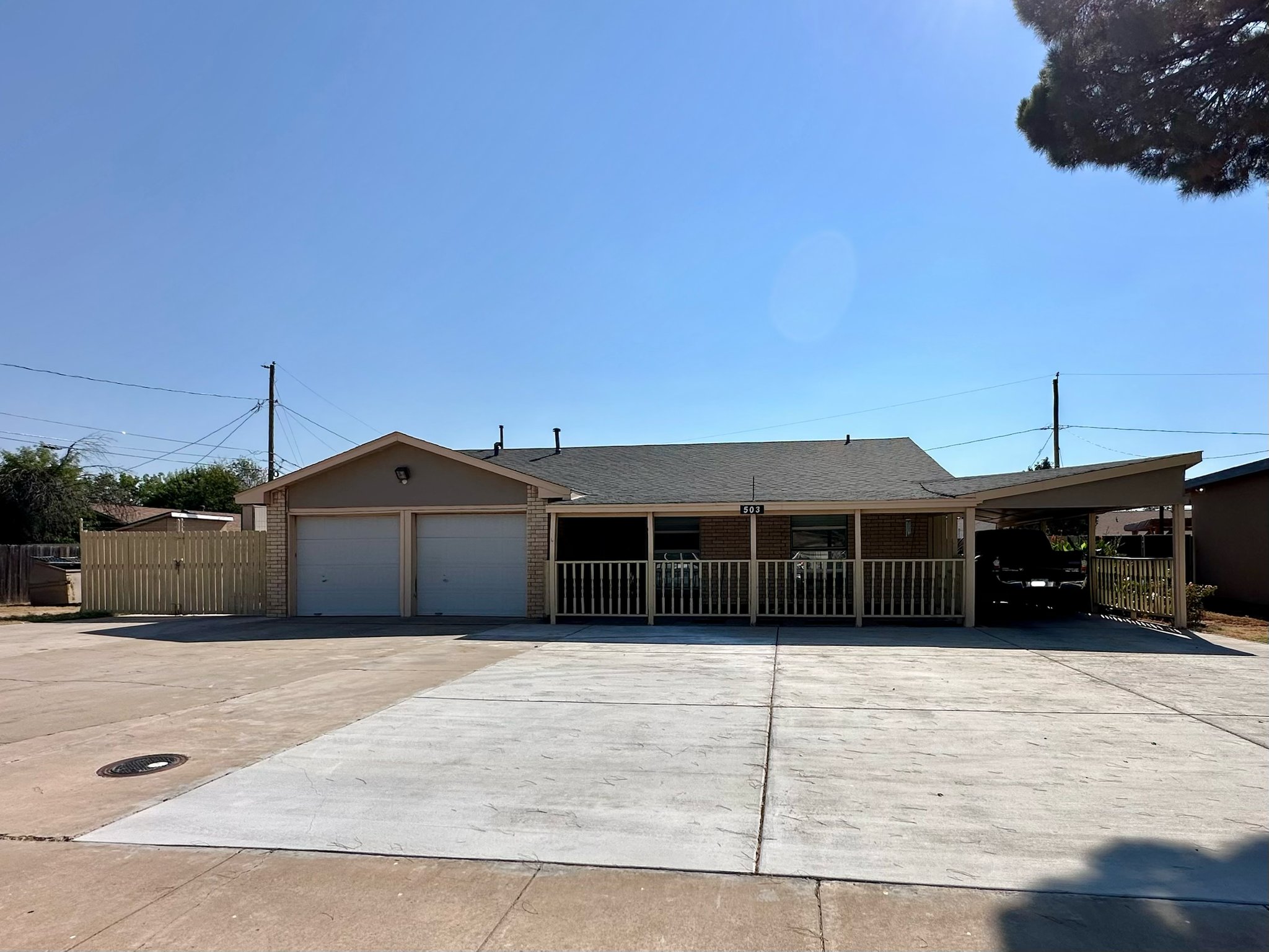 Midland House: 503 Parkwood Dr