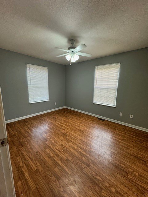 Knoxville House: 287 W Watt St