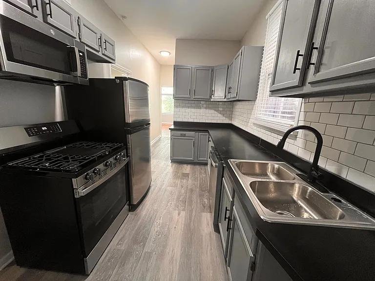 Chicago Condo: 2955 N Spaulding