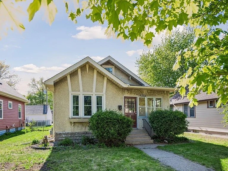 Minneapolis House: 4228 42nd Ave S