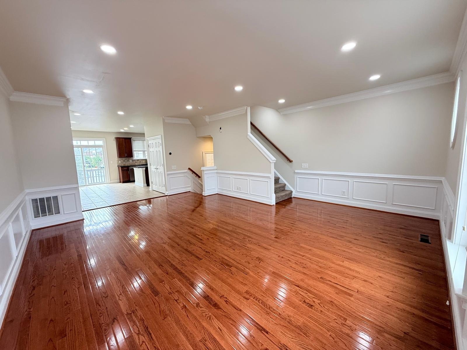 Ashburn Townhome: 42689 Tunstall Ter