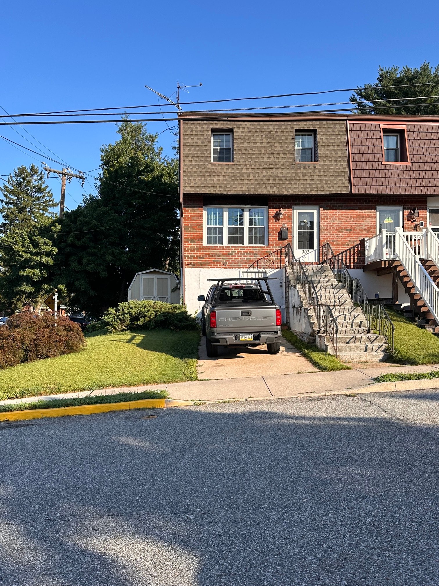 Royersford House: 307 Chestnut St