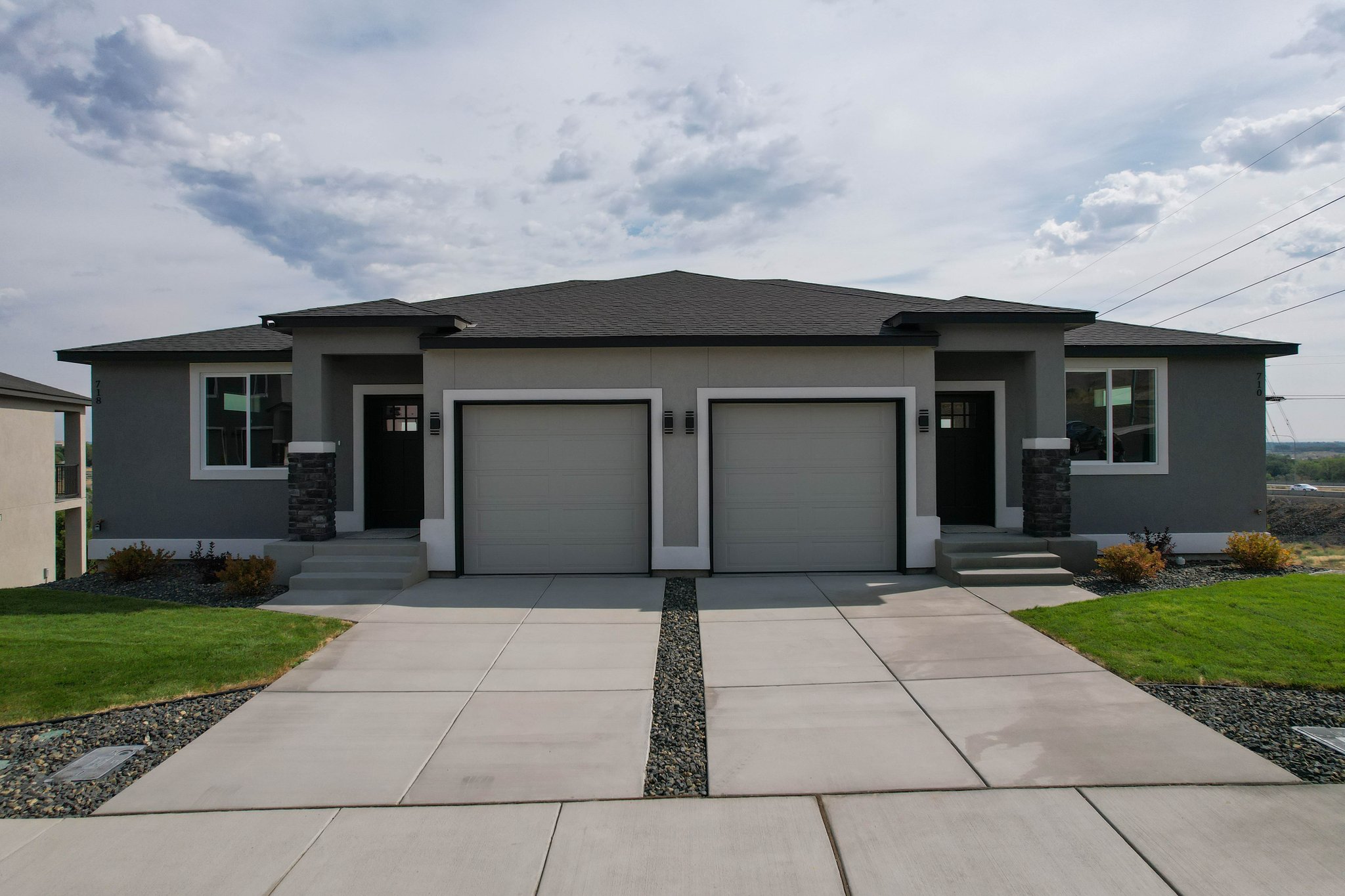 Richland Townhome: 771 Rio Vista Loop