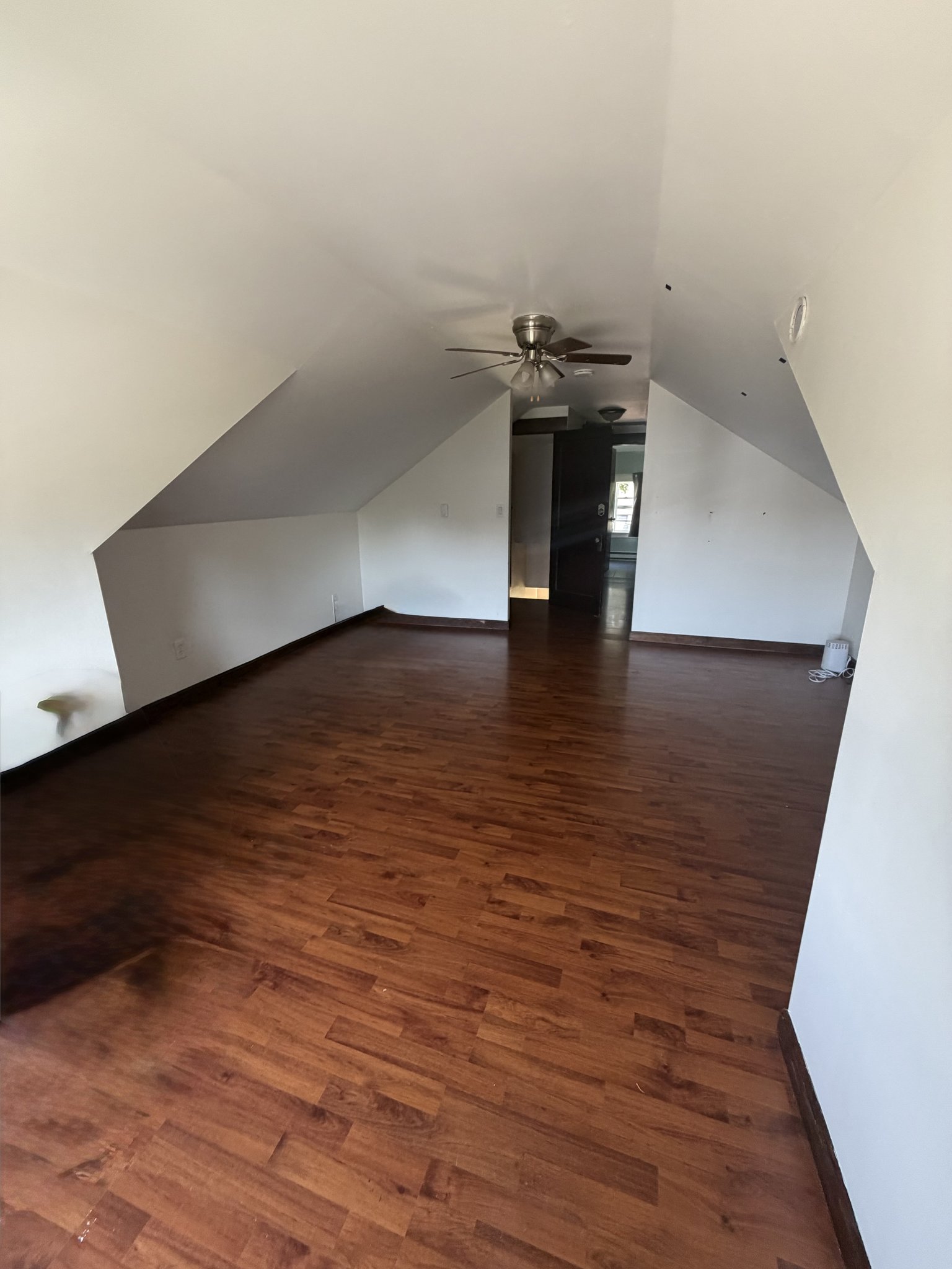 Warwick Multiplex: 52 Chambly Ave