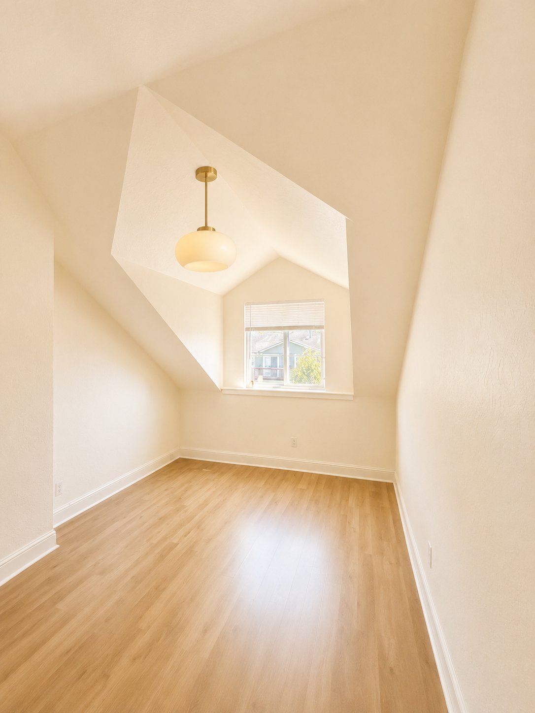 Arcata Single Room: 2100 Western Ave