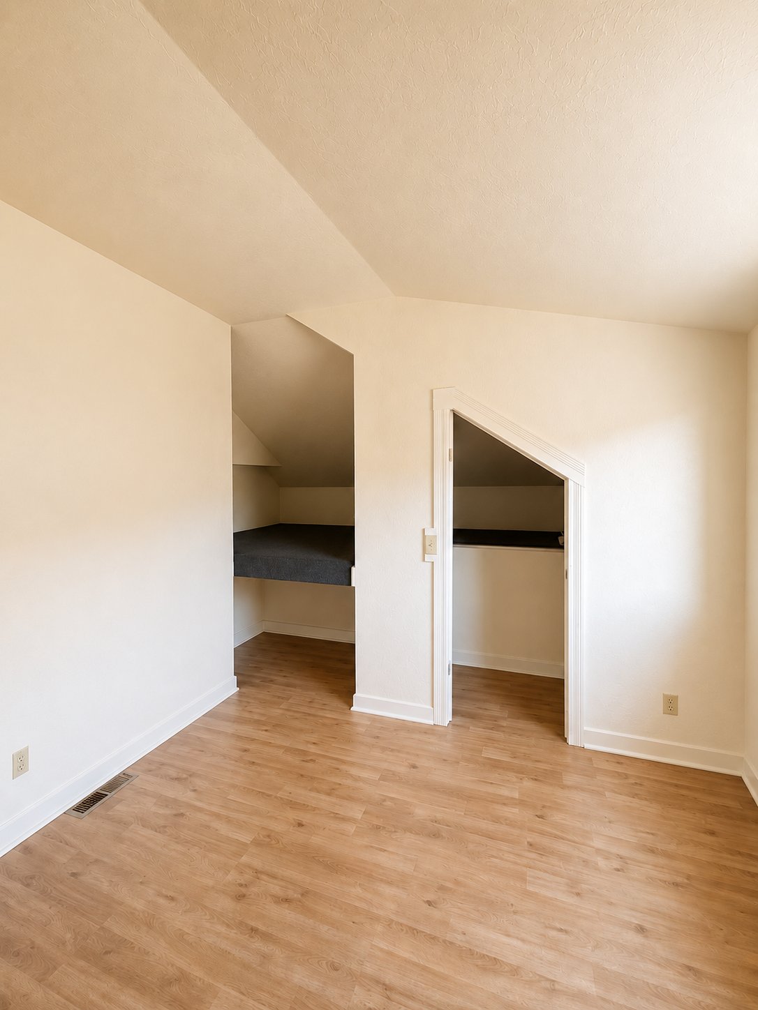Arcata Single Room: 2100 Western Ave