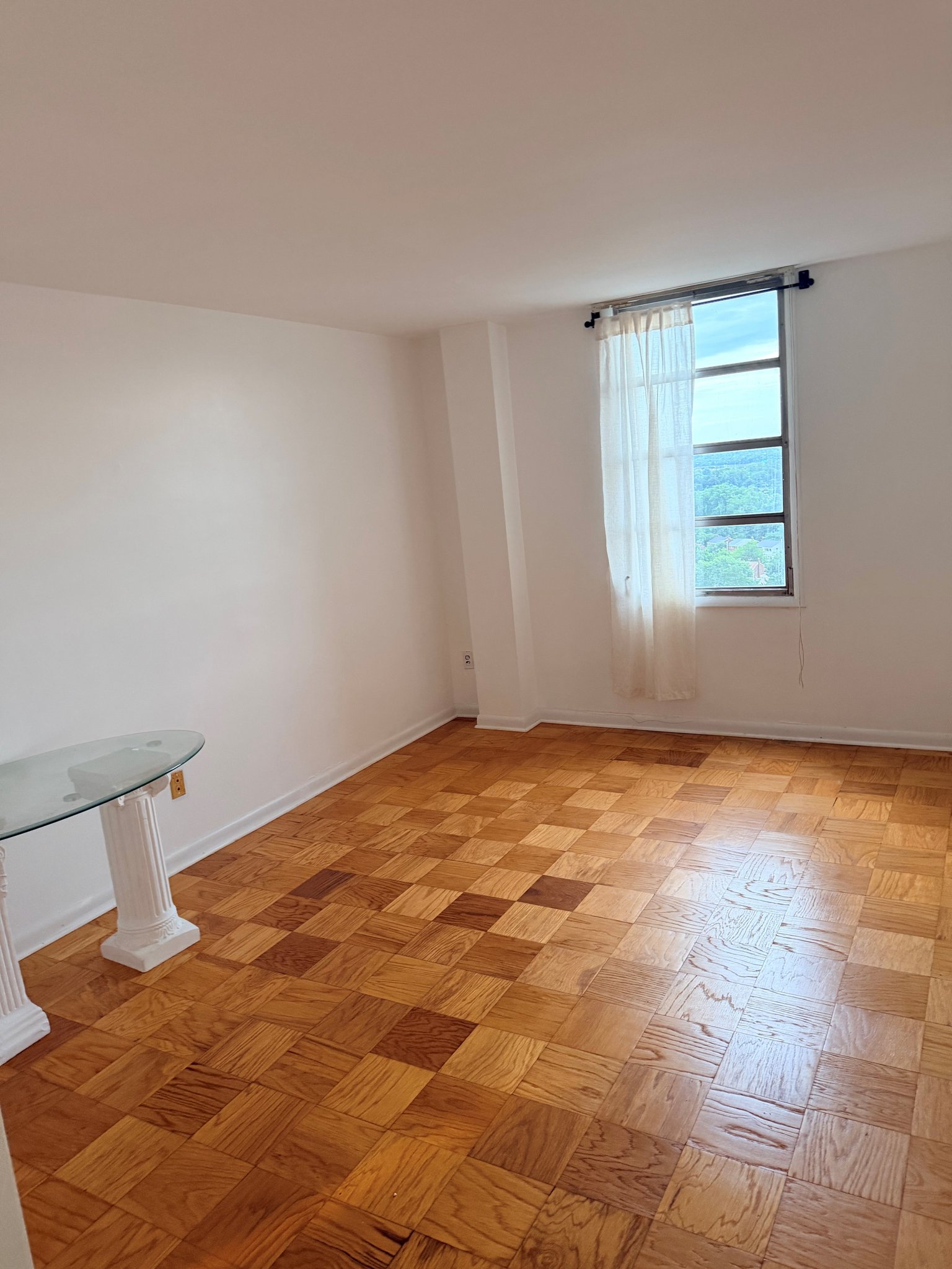 Alexandria Condo: 4600 Duke Street