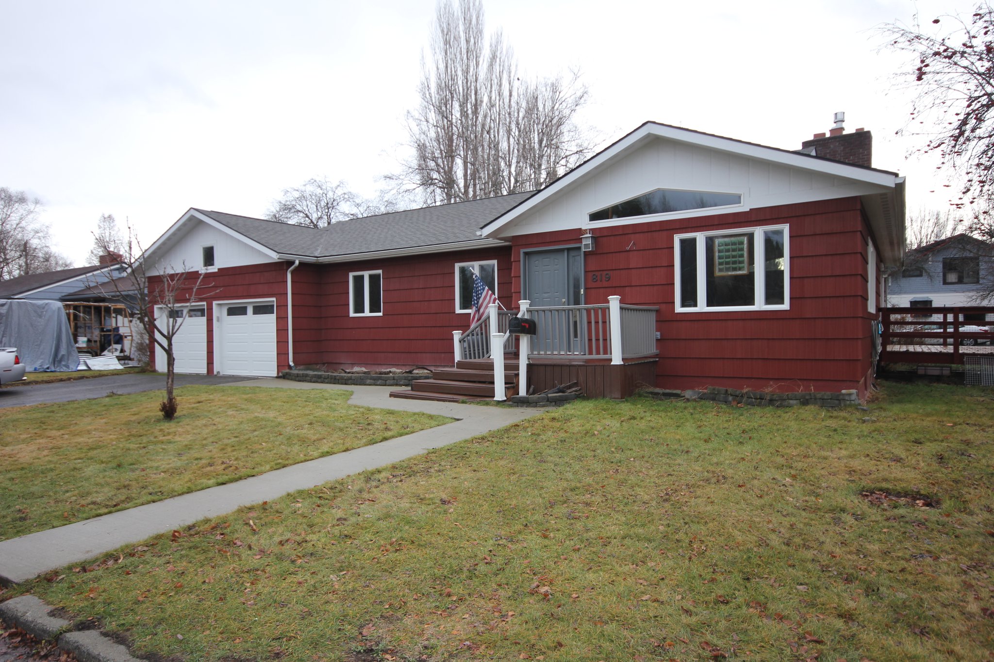 Whitefish House: 819 10th St