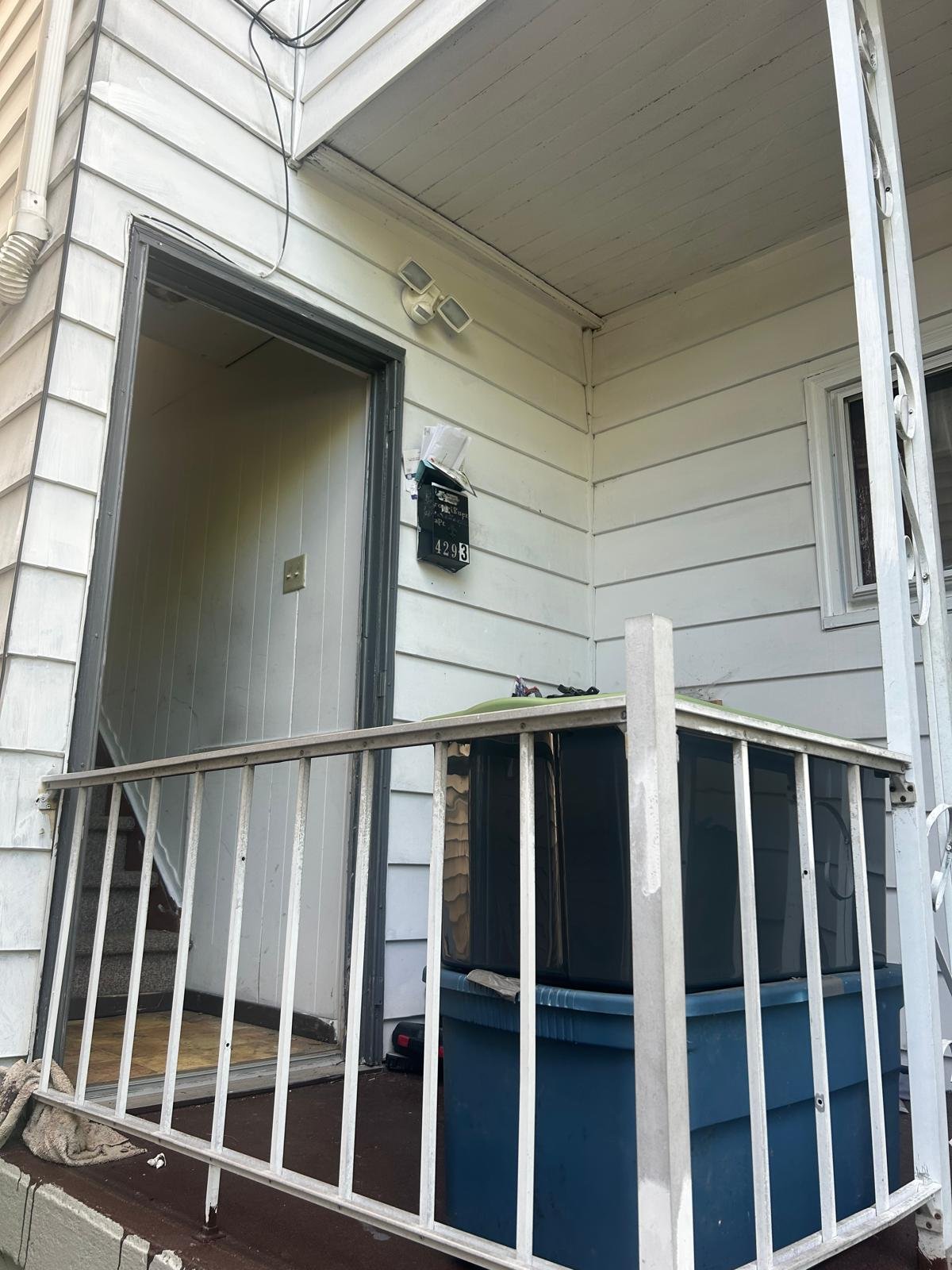 Scranton Apartment: 429 S 9th Ave