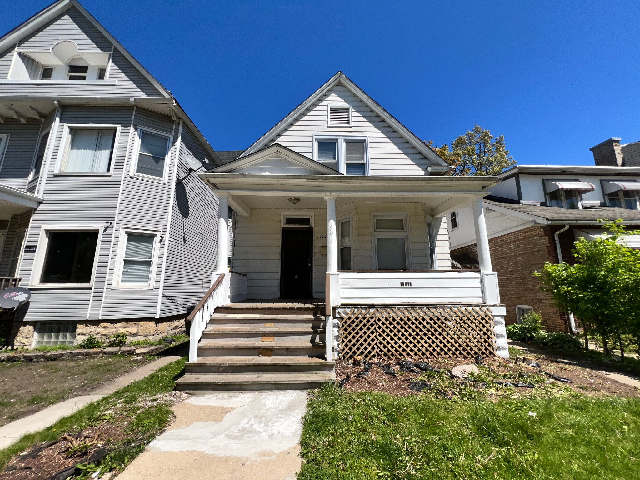Chicago House: 12015 S Stewart Ave