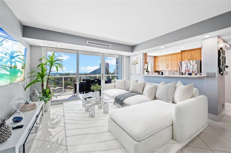 Fort Lauderdale Condo: 2715 N Ocean Blvd