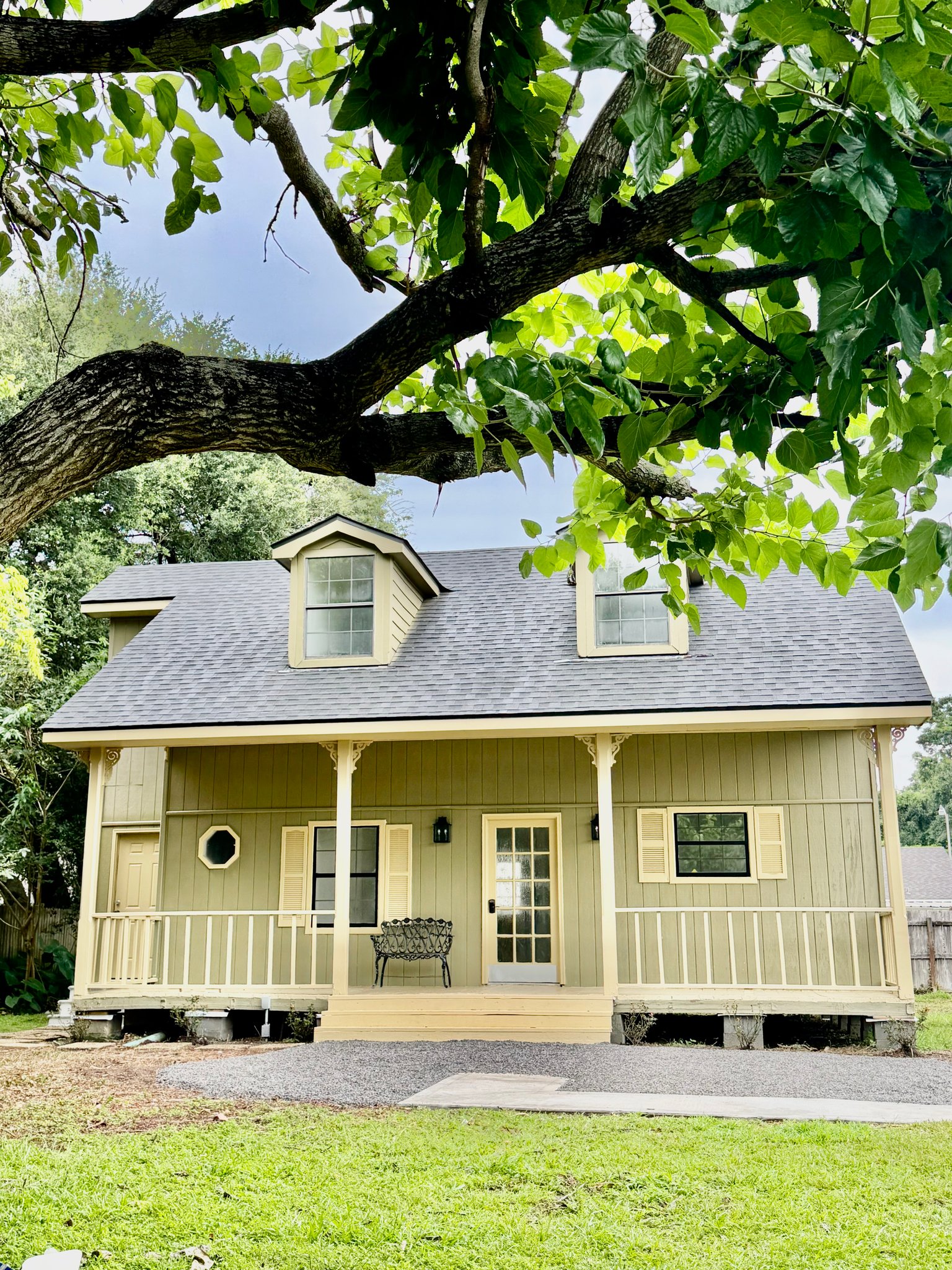 Broussard House: 708 Patrick Dr