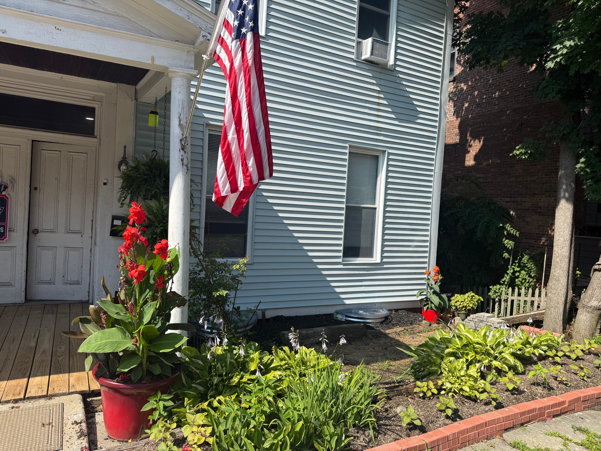 Troy Single Room: 2 Linden Ave