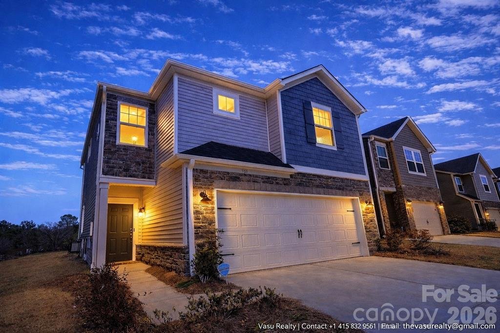 Fort Mill House: 314 Hyssop Ct