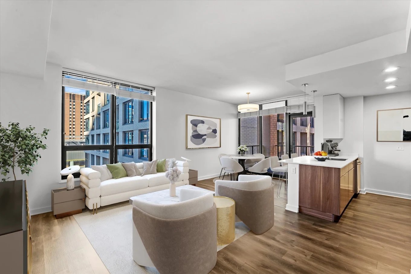 Chicago Condo: 144 West Huron St