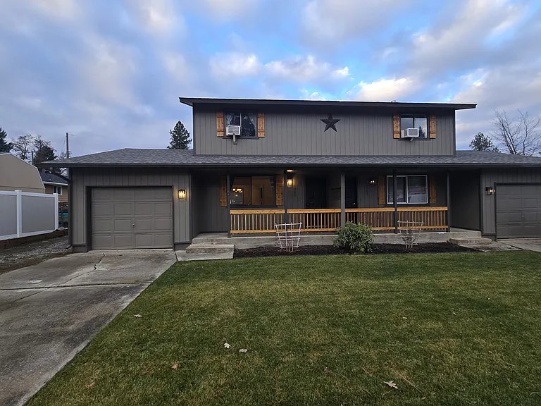 Coeur D Alene Townhome: 1909 E Saint Maries Ave