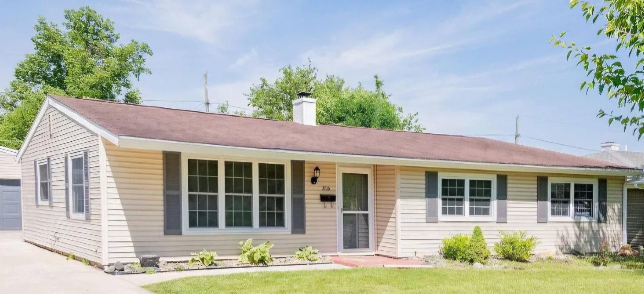 fort wayne House: 2715 Farnsworth drive