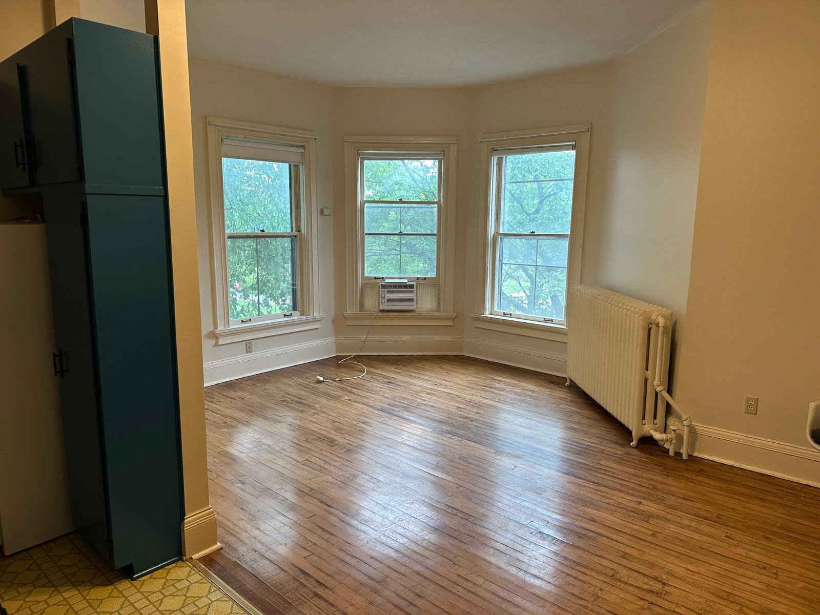 Saint Paul Apartment: 196 Mounds Blvd