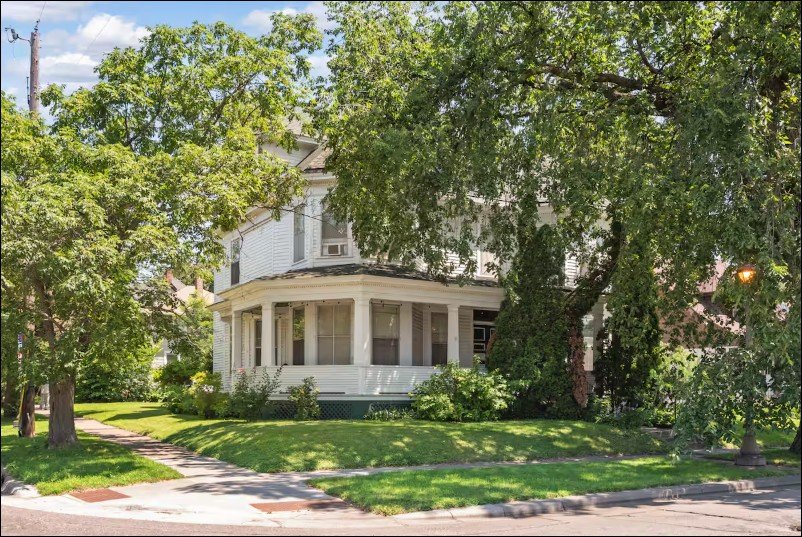 Saint Paul Apartment: 196 Mounds Blvd