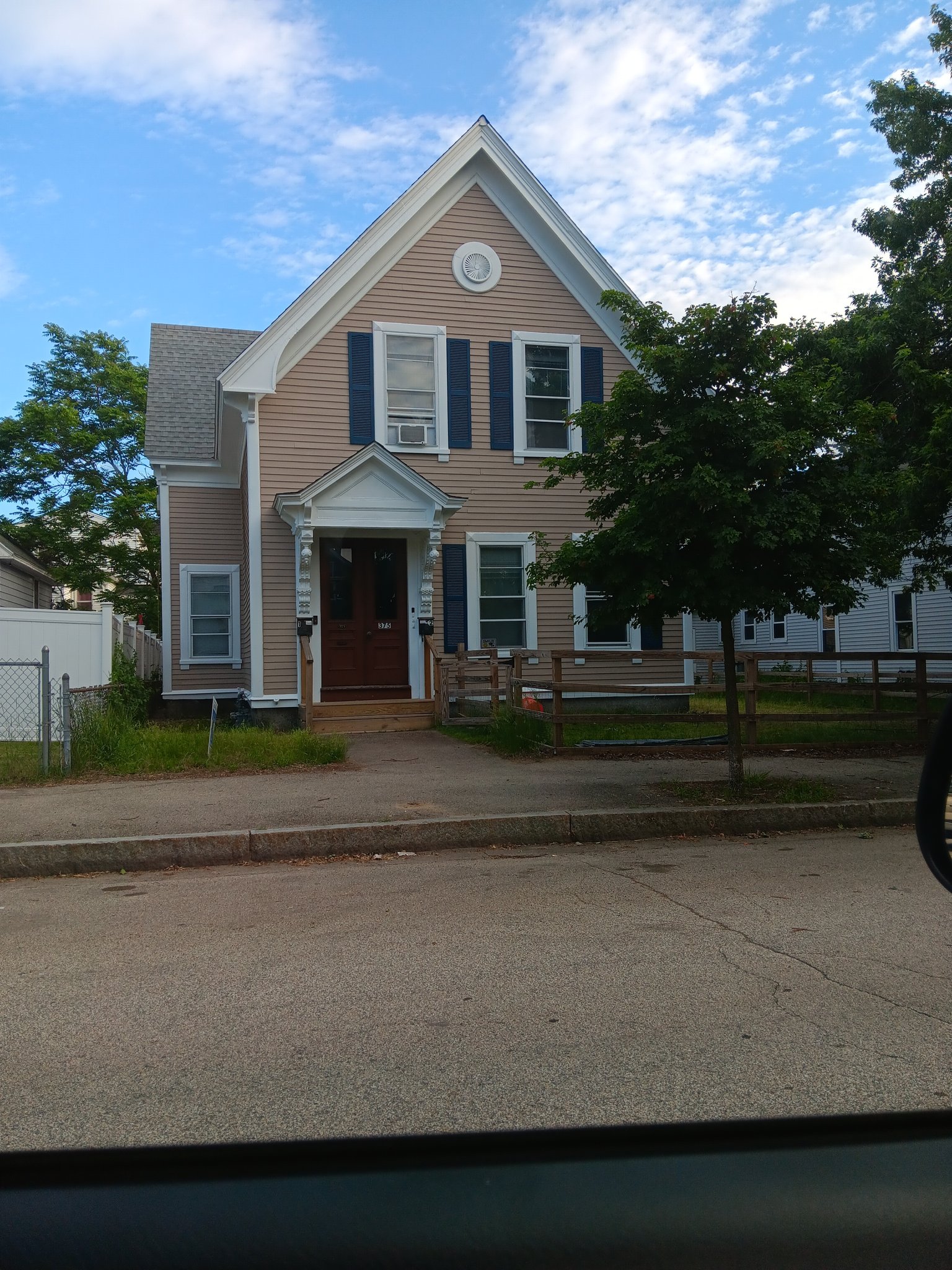 Manchester Single Room: 375 Central Street Unit #2