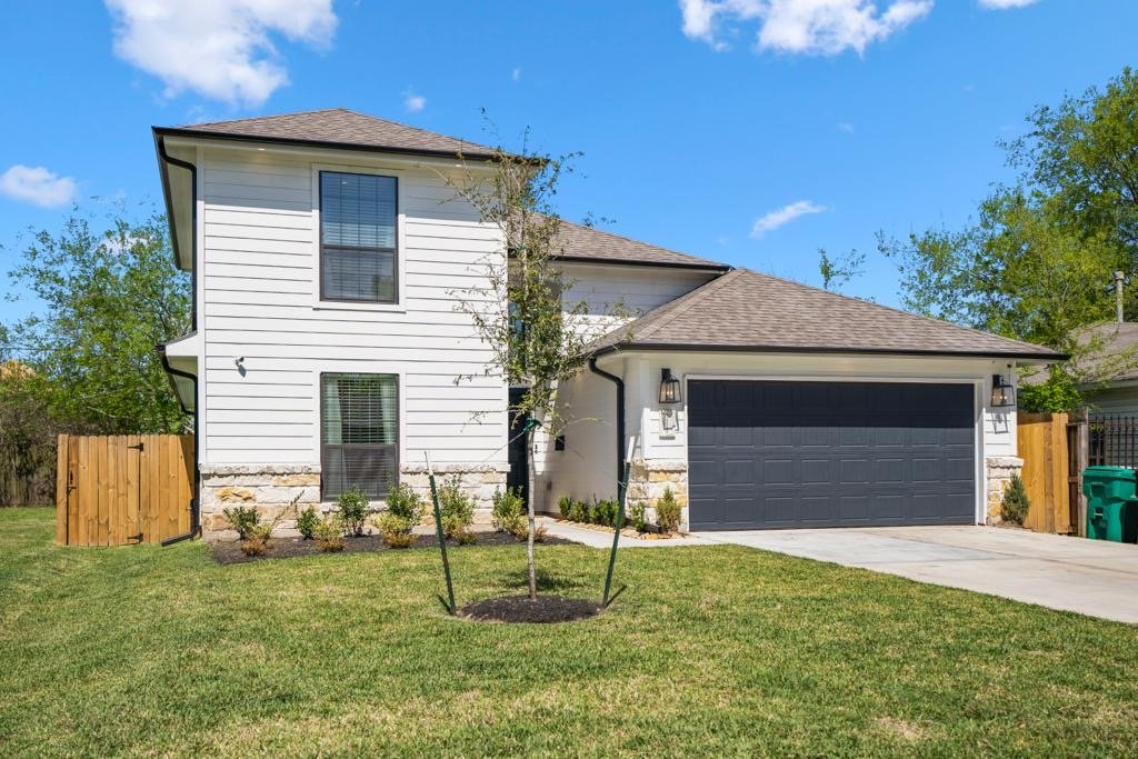 Houston House: 7122 Conley St