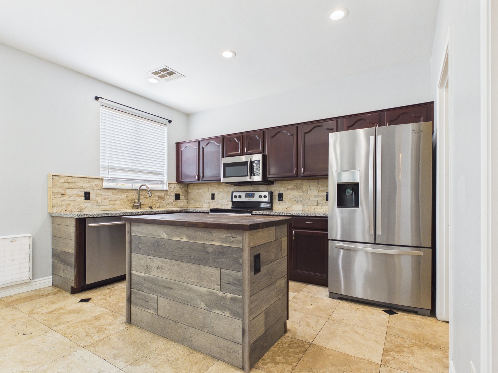 Surprise House: 17648 W Lisbon Lane