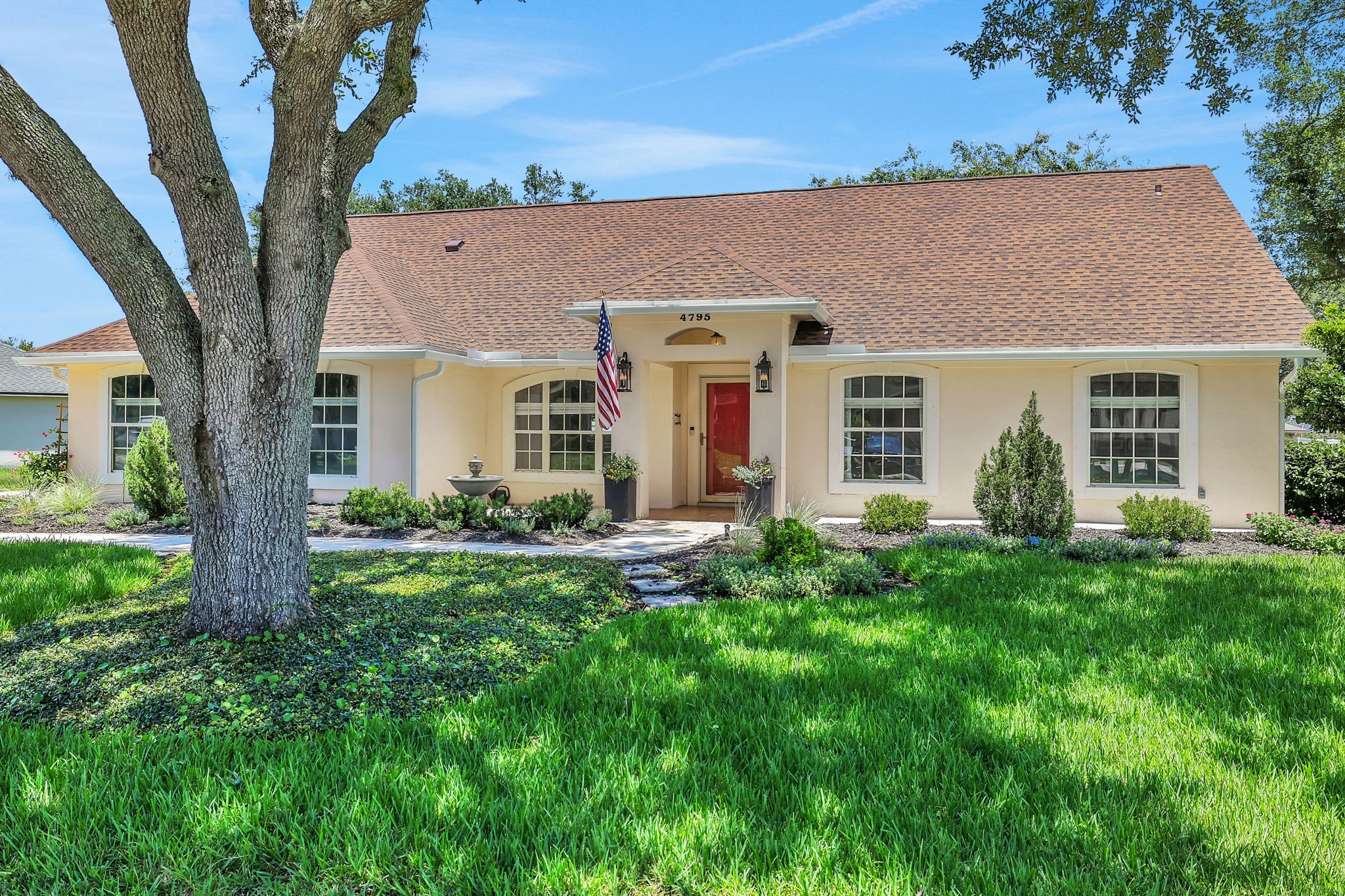 Jacksonville House: 4795 Wandering Pines Trl S