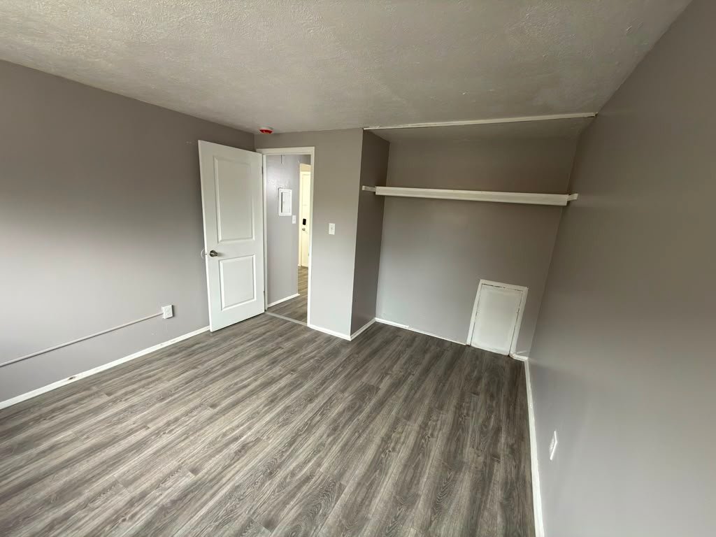 East Cleveland Apartment: 13540 Superior Road