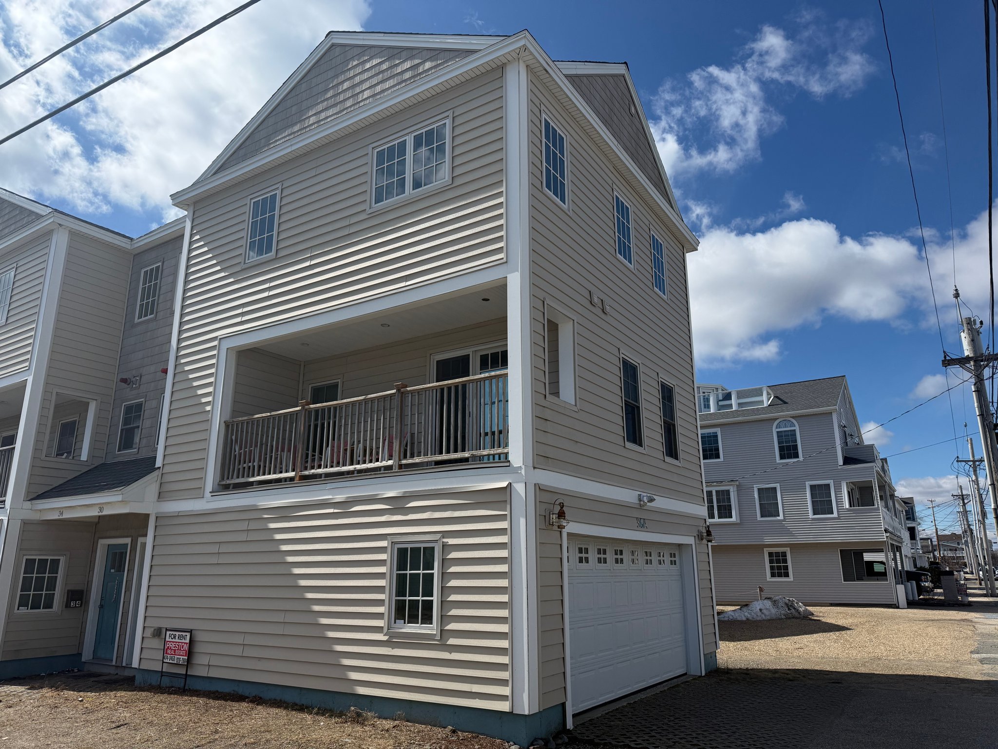Hampton House: 36 River Avenue