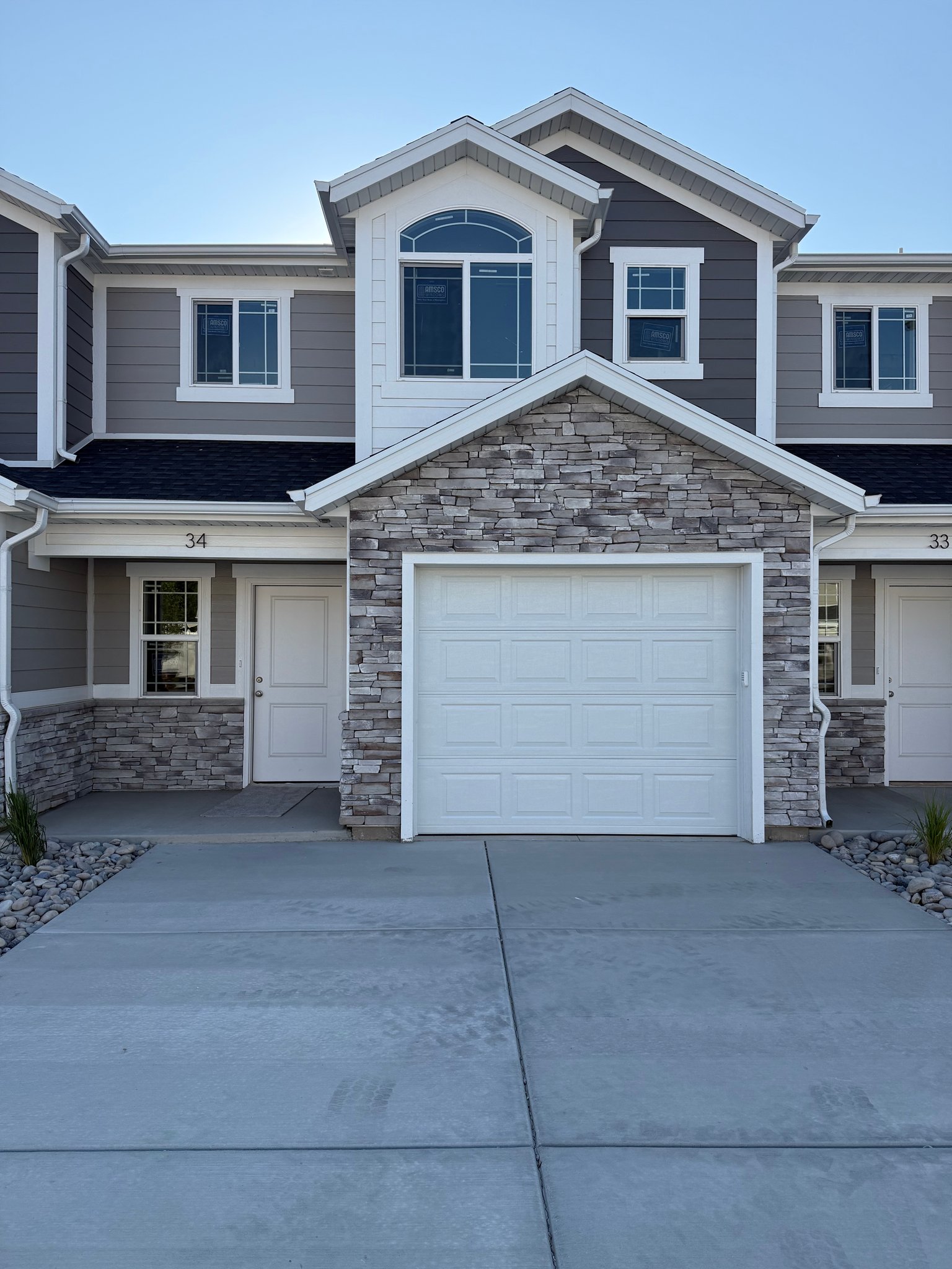 North Ogden Townhome: 2070 N. 325 E.