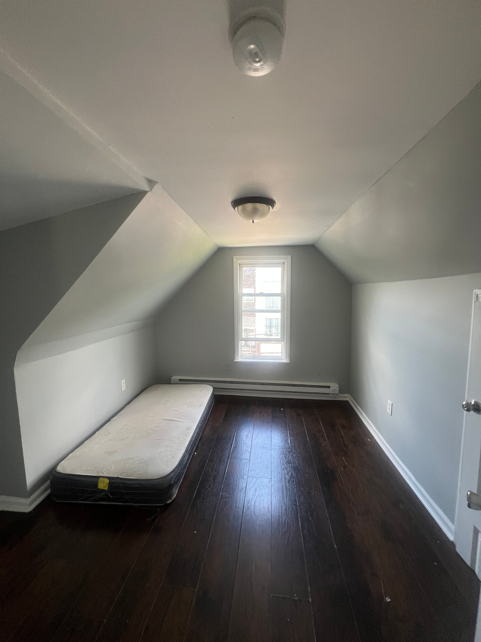 Newark Multiplex: 402 S 8th St, Unit 3