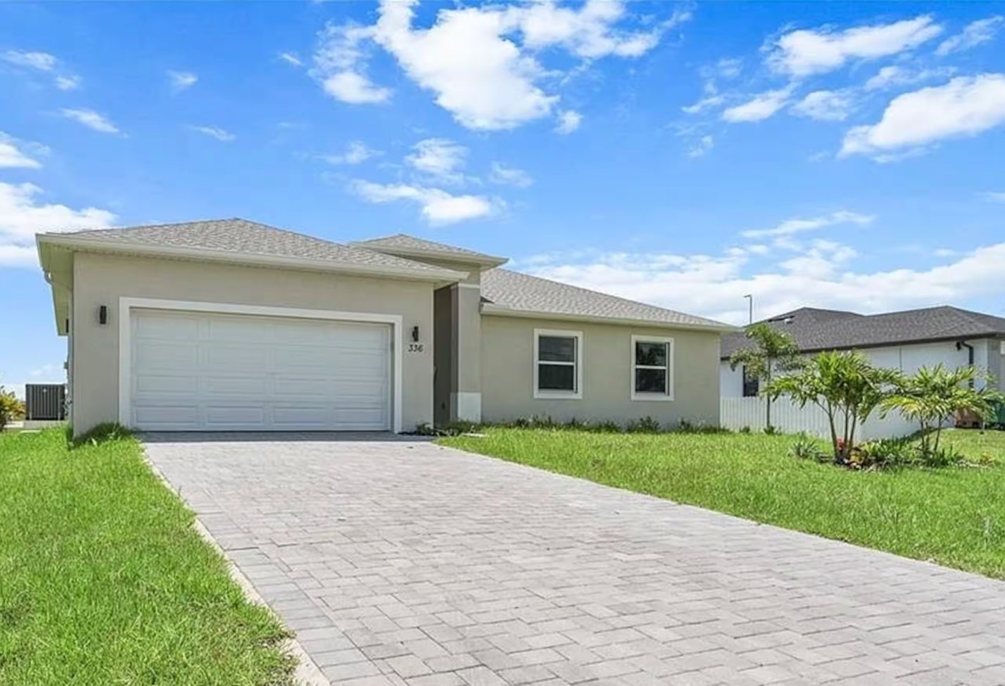 Cape Coral House: 403 SW 31st place
