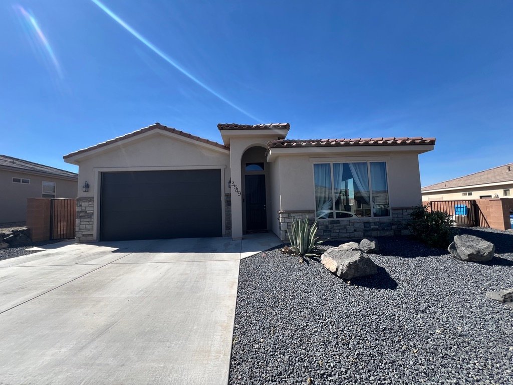 Hurricane House: 3549 W 150 N