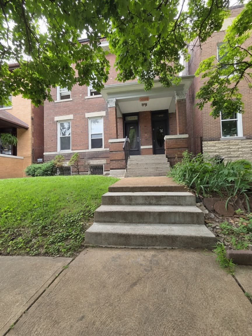 St Louis Multiplex: 2906 Victor St