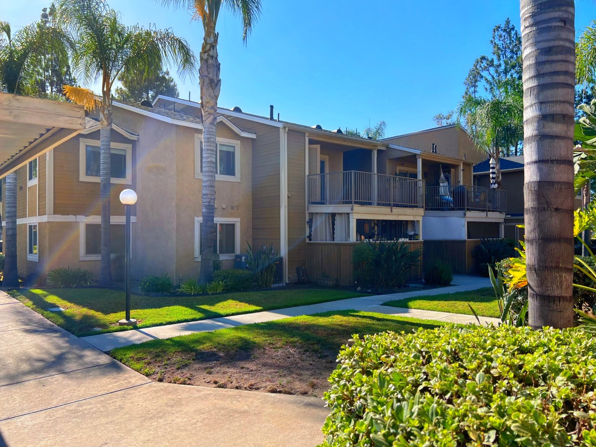 Ontario Apartment: 920 S Palmetto Ave