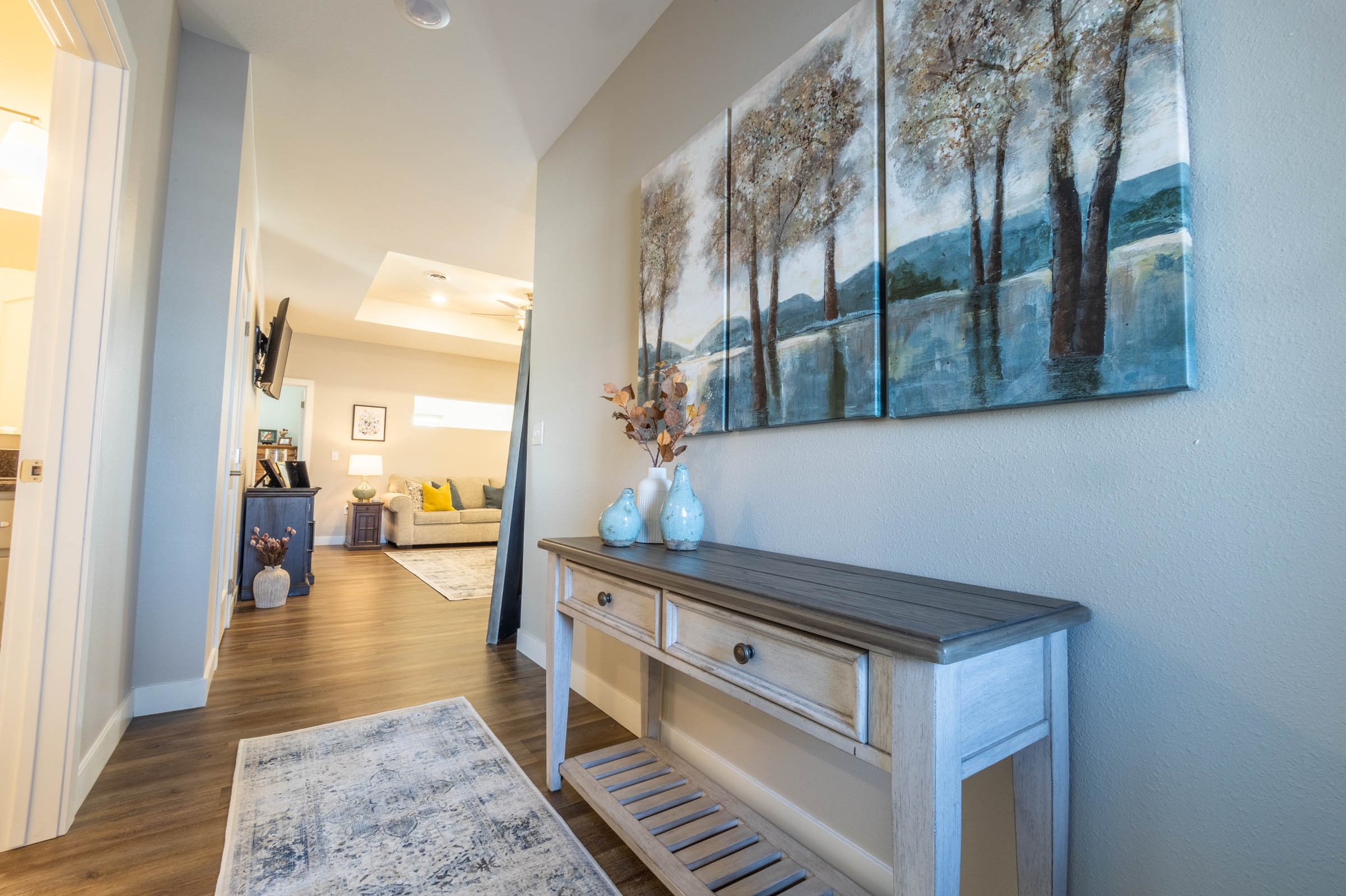 Aberdeen Apartment: 711 N Lancelot Dr