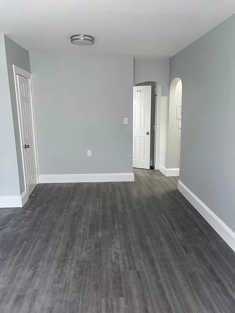Plainfield Apartment: 5 Grove St